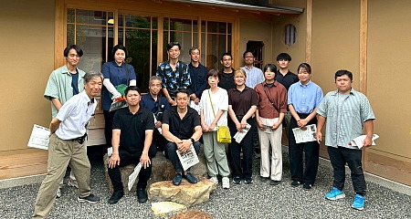 アラキ工務店集合写真２