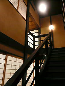 町家の階段